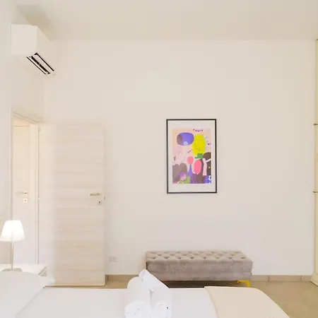 Casa Viola - Modern And Spacious Flat With Terrace Apartamento Florença