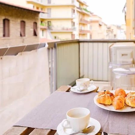 Casa Viola - Modern And Spacious Flat With Terrace 公寓 佛罗伦萨